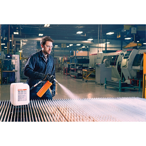 Pompe &agrave; pulv&eacute;riser pour E-Weld Plasma, Longueur du tube 15,4" Cam Industrial