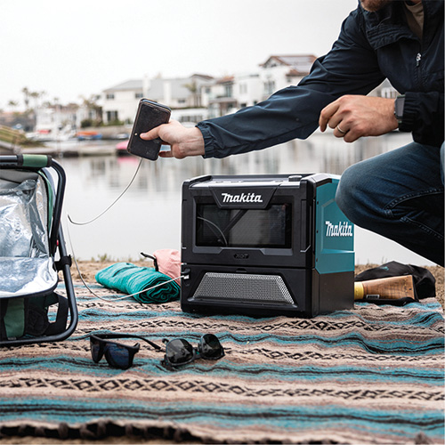 40V Max XGT Cordless Microwave Oven (Tool Only), 350 W/500 W, Black/Blue Cam Industrial