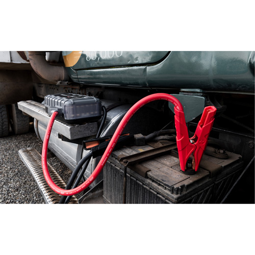 GB251+ Boost&reg; Max Jump Starter Cam Industrial