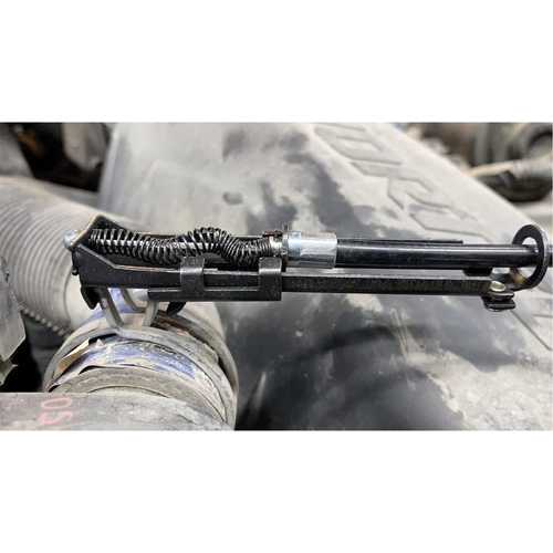 Outil flexible pour serre-joint de tuyau, Dia. max 24" Cam Industrial