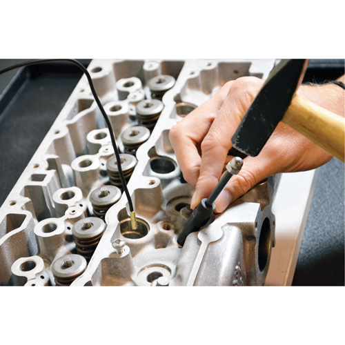 Trousse d'extracteur dembouts de bougies de pr&eacute;chauffage Cam Industrial