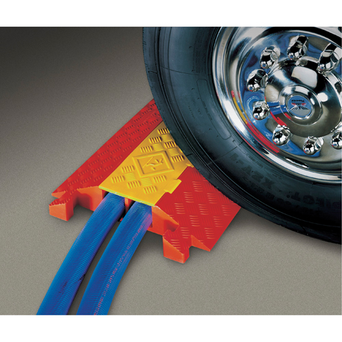 Protecteur de tuyaux robuste Linebacker, 2 canaux, 36" lo x 22" la x 4,13" h Cam Industrial