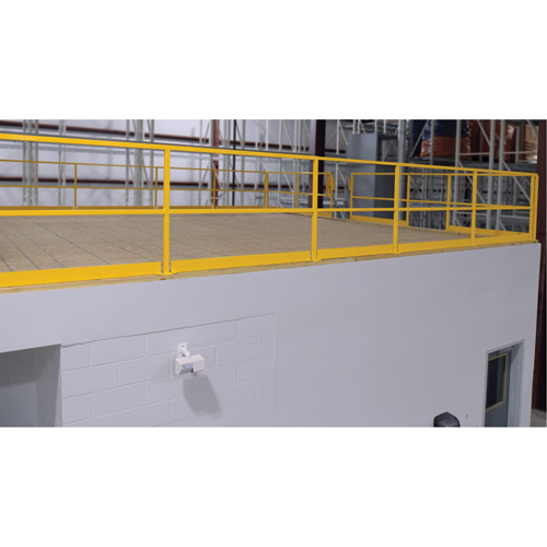 Barri&egrave;re de s&eacute;curit&eacute; pour mezzanine, 68-1/2" lo x 42" ha, 80-1/16" &eacute;lev&eacute;e, Jaune Cam Industrial