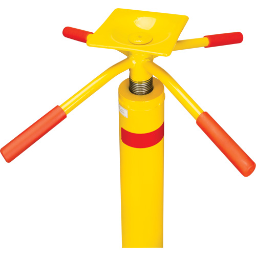 Cric pour remorque &agrave; capacit&eacute; statique de 50 000 lb, Cap. de levage 2,5 tonnes Cam Industrial