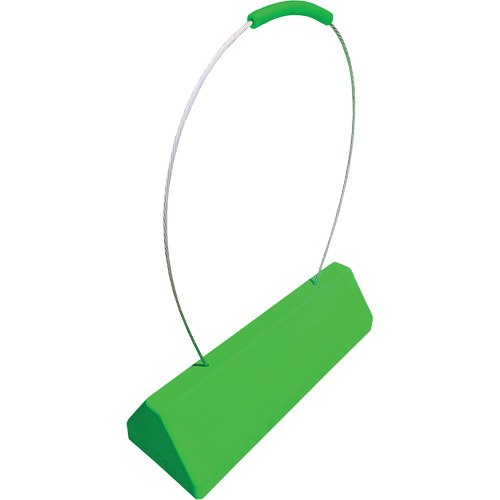 Cale de roue pour avion Checkers Safety SafeRay avec poign&eacute;e &agrave; c&acirc;ble ergonomique, Ur&eacute;thane, Vert fluorescent, 24" la x 8" p x 6" h Cam Industrial