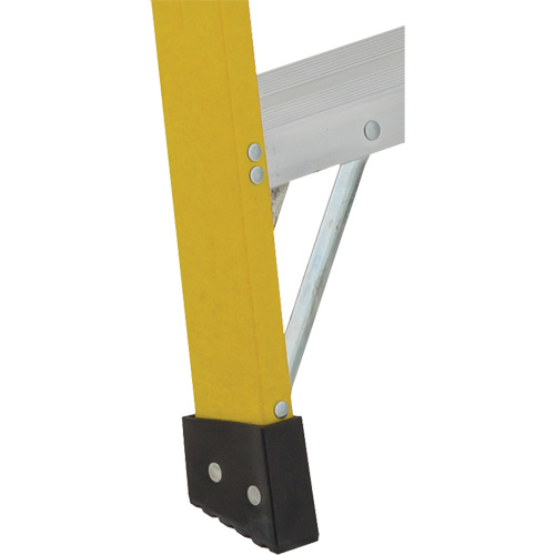 Industrial Heavy-Duty Stepladders (6900 Series), 4', Fibreglass, 300 lbs. Capacity, Type 1A Cam Industrial