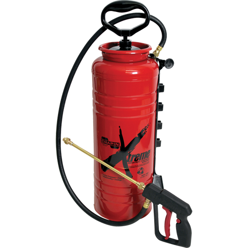 Xtreme Industrial Concrete Sprayer with Dripless Wand, 3.5 gal. (13.25 L), Steel, 24" Wand Cam Industrial