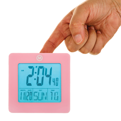 Horloge de bureau, Num&eacute;rique, &agrave; piles, 3,6" la x 1,5" p x 3,6" h, Rose Cam Industrial