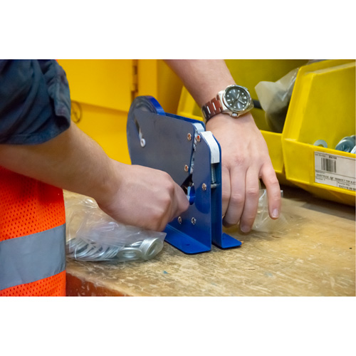 Machines robustes pour fermer les sacs Cam Industrial