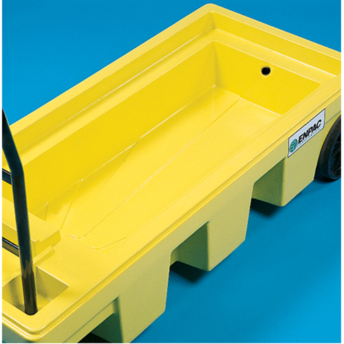 Chariots Poly-Spillcart, 66,5" lo x 29" la x 43,9" h, Cap. de d&eacute;versement 57 gal. US Cam Industrial