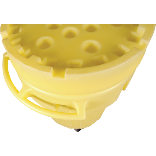 Baril sur roues Ultra-Overpacks, 95 gal., Mobile Cam Industrial
