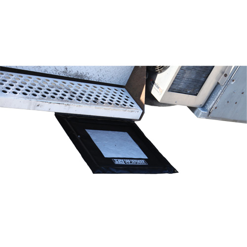 Drip Defender Spill Collection Pad, Oil Only, 15" x 13", 0.2 gal. Absorbancy Cam Industrial