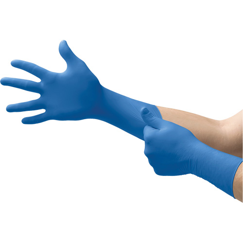 Gants dexamen m&eacute;dical Microflex SafeGrip SG-375, Petit, Latex, 11 mils, Sans poudre, Bleu, Classe 2 Cam Industrial