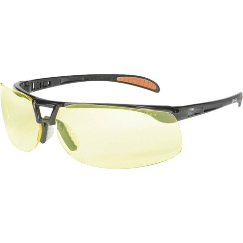 Lunettes de s&eacute;curit&eacute; Prot&eacute;g&eacute; avec lentilles HydroShield, Lentille Ambr&eacute;e, Antibu&eacute;e/Anti-&eacute;gratignures, ANSI Z87+ Cam Industrial