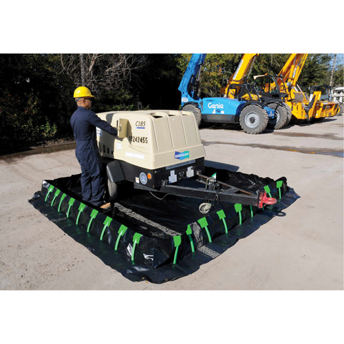 Ultra-Containment Berm&reg;, 748 US gal. Capacity, 10' W x 10' L x 12" H, Stake Wall Cam Industrial