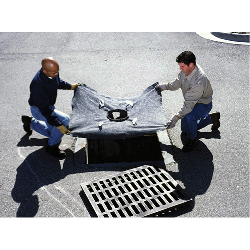 Bac de r&eacute;tention Recycled Ultra-Drain Guard, Huile & s&eacute;diments, 48" lo x 36" la Cam Industrial
