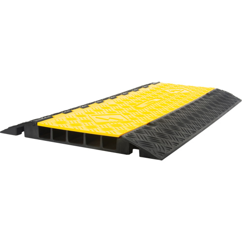 Protecteur de c&acirc;bles en polyur&eacute;thane, 5 canaux, 35,43" lo x 19,69" la x 2" h Cam Industrial