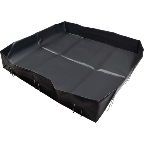 Berme &agrave; support en fil m&eacute;tallique, Capacit&eacute; 748 gal. US, 10' la x 10' lo x 12" h, Support en L Cam Industrial