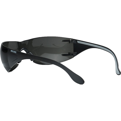 Lunettes de s&eacute;curit&eacute; Adapt Lite, Lentille Fum&eacute;e, Antibu&eacute;e/Anti-&eacute;gratignures, ANSI Z87+/R&eacute;pond ou surpasse la norme CSA Z94.3 Cam Industrial