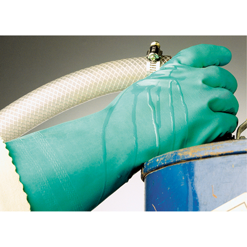 Gants &agrave; prise emboss&eacute;e &agrave; motif en Z StanSolv, Taille Moyen/8, 14" lo, Nitrile, Doublure en Interlock, 11 mils Cam Industrial