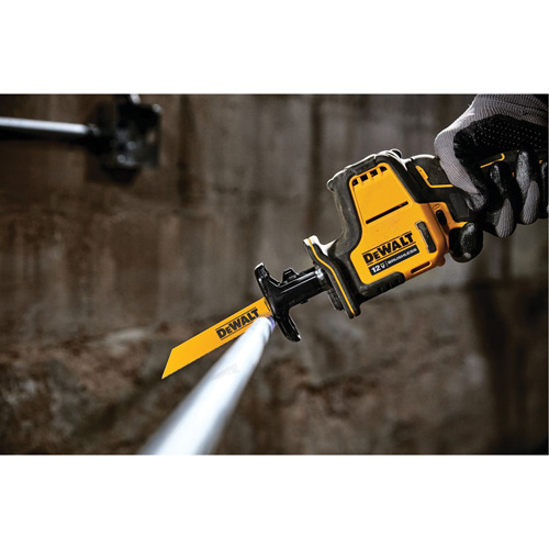 Scie alternative sans fil Max* (outil seulement), 12 V, Lithium-ion Bloc-pile, 0-2800 coups/min Cam Industrial