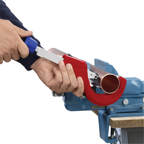Coupe-tubes KNIPEX TubiX&reg; XL 10-1/4", Capacit&eacute; de 5/64"- 3" Cam Industrial
