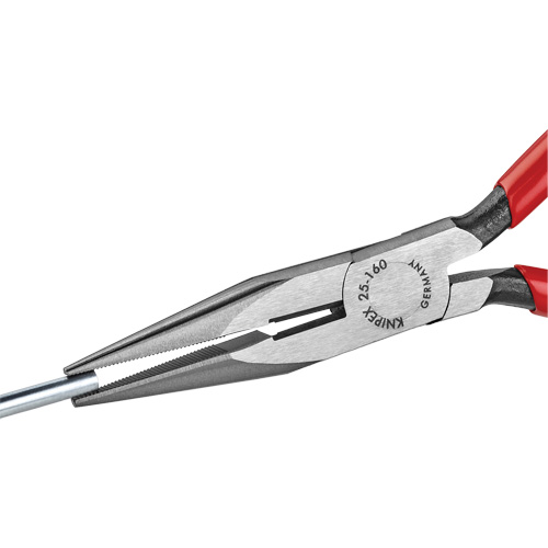 Pince &agrave; bec long avec coupe-fil, 6-1/4" lo Cam Industrial