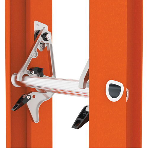 BuildMan&reg; Extension Ladder, 300 lbs. Cap., 16' H, Grade 1A Cam Industrial