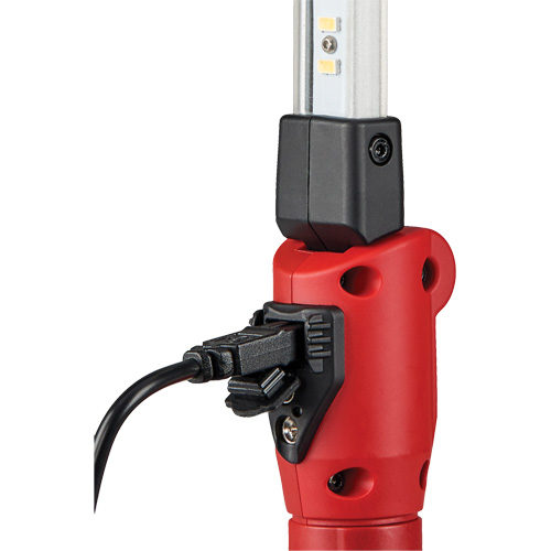 Lampe de travail compacte Strion SwitchBlade, DEL, 500 Lumens Cam Industrial