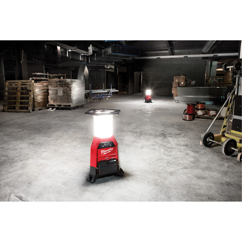 M18 Radius Site Light & Charger with One-Key, LED, 4800/9000/2500 Lumens, Plastic Housing Cam Industrial