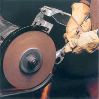 Scotch-Brite Cut & Polish Wheels, 6" Dia. x 1" W, 1" Arbor, Aluminum Oxide Cam Industrial