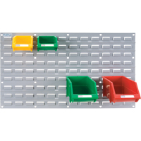 Panneau perfor&eacute; en m&eacute;tal pour bacs, 32 bacs, 36" la x 1/8" p x 19" h Cam Industrial