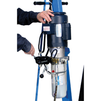 Manipulateurs de barils Hydra-Lift, Capacit&eacute; 55 gal. US (45 gal. imp.) Cam Industrial