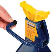 Chandelles, Poign&eacute;e/rochet verrouillable, Capacit&eacute; de 3 tonnes, 19" h Cam Industrial