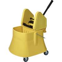 Ensemble de seau pour vadrouille et essoreuse Champ, Pression vers le bas, 10 gal. US (40 pintes), Jaune Cam Industrial