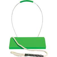 Cale de roue pour avion Checkers Safety SafeRay avec poign&eacute;e ergonomique &agrave; cordage en boucle, Ur&eacute;thane, Vert fluorescent, 24" la x 8" p x 6" h Cam Industrial