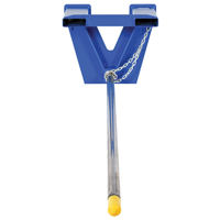 Fl&egrave;che de chariot &eacute;l&eacute;vateur pour tapis, 108-1/2" longueur, Install&eacute; sur fourche, Capacit&eacute; de 2500 lb Cam Industrial