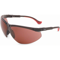 Lunettes de s&eacute;curit&eacute; Uvex HydroShield Genesis XC, Lentille SCT-Gris, Antibu&eacute;e/Anti-&eacute;gratignures, ANSI Z87+/R&eacute;pond ou surpasse la norme CSA Z94.3 Cam Industrial