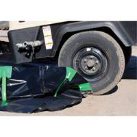 Ultra-Containment Berm&reg;, 179 US gal. Capacity, 4' W x 6' L x 12" H, Stake Wall Cam Industrial