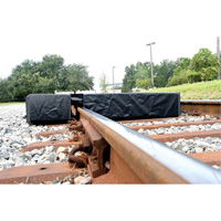 Ultra-Track Berm, 144 US gal. Capacity, 4' W x 6' L x 12" H, Foam Wall Cam Industrial