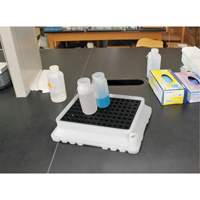 P4 Ultra-Spill Tray, 17" lo x 21" la x 4" h, Cap. de d&eacute;versement 2,9 gal. US Cam Industrial