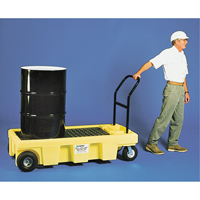 Chariots Poly-Spillcart ATC, 66,5" lo x 29" la x 46,9" h, Cap. de d&eacute;versement 57 gal. US Cam Industrial