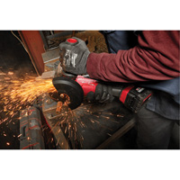 Meuleuse avec interrupteur &agrave; glissi&egrave;re Lock-On M18 Fuel Cam Industrial