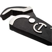 Cl&eacute; bimat&eacute;riau auto-ajustable pour tuyau, Cap des m&acirc;choires 1-1/2", Longueur 12", Fini Oxyde noir, Prise Coussin&eacute;e Cam Industrial